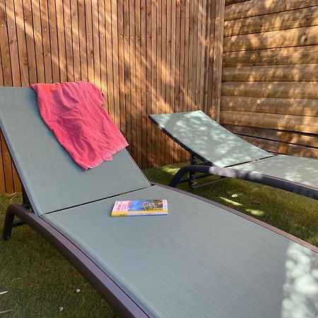 Camping Les Amandiers Castelnau-de-Guers Εξωτερικό φωτογραφία