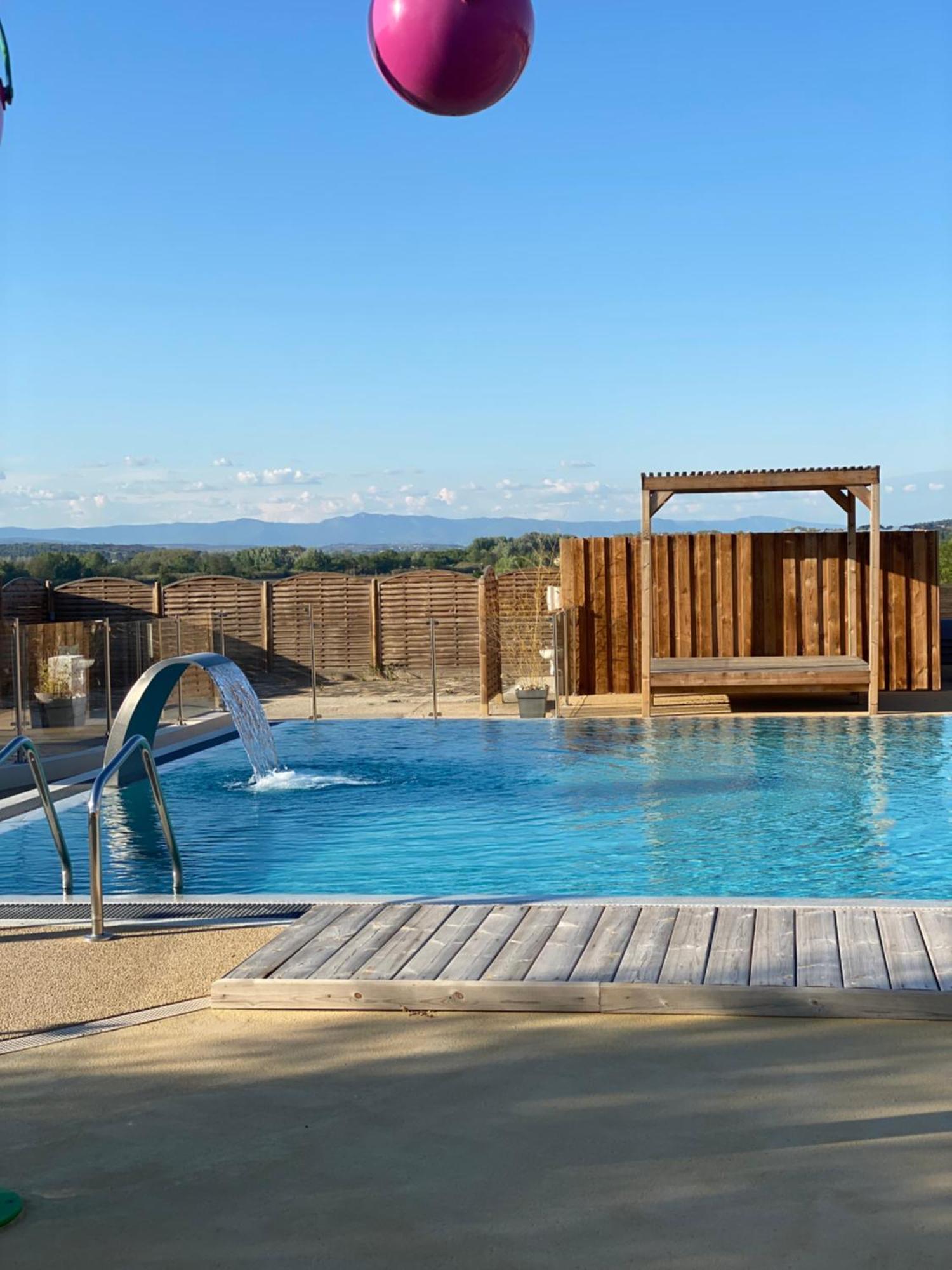 Camping Les Amandiers Castelnau-de-Guers Εξωτερικό φωτογραφία